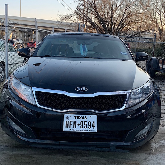 Kia Optima 2011 - Picture 2 of 4